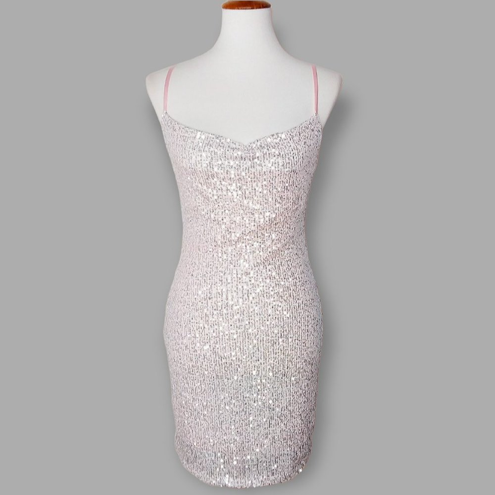 Speechless Mesh Sequin Mini Dress Size Medium Blush Pink Form Fitting NWT